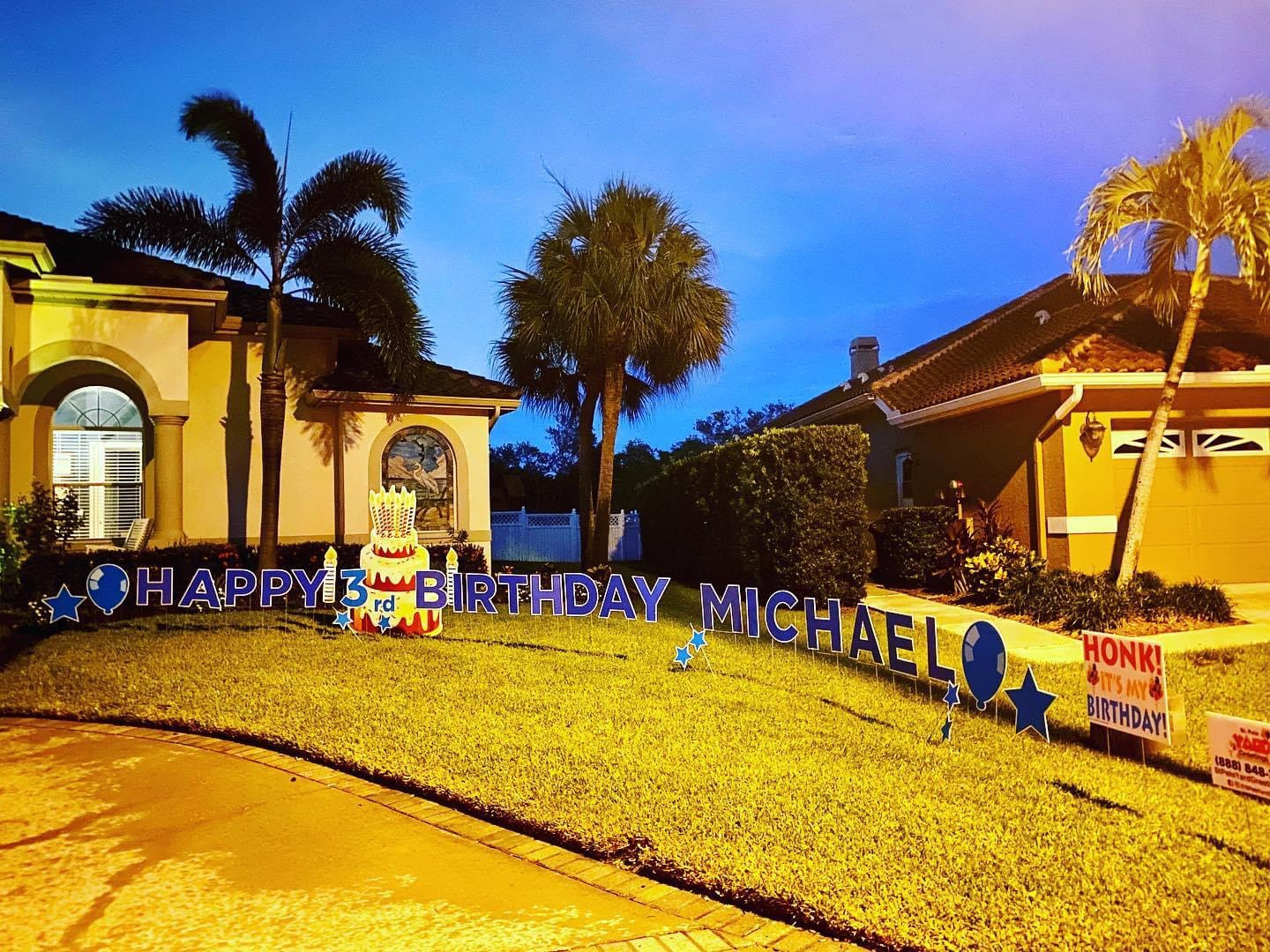 Large Greeting - One Day Rental